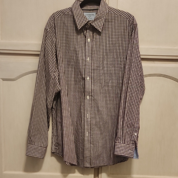 EUC Croft & Barrow Maroon and White Long Sleeve Casual Button Down Shirt Large - Picture 1 of 7
